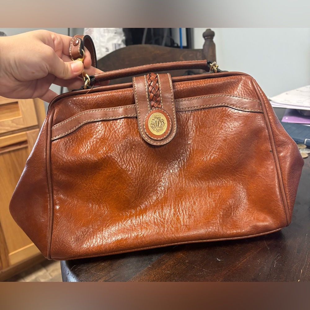 Vintage Leslie Fay Brown Leather Handbag